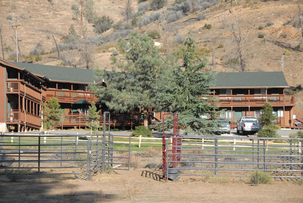 Lodge Corral Creek *