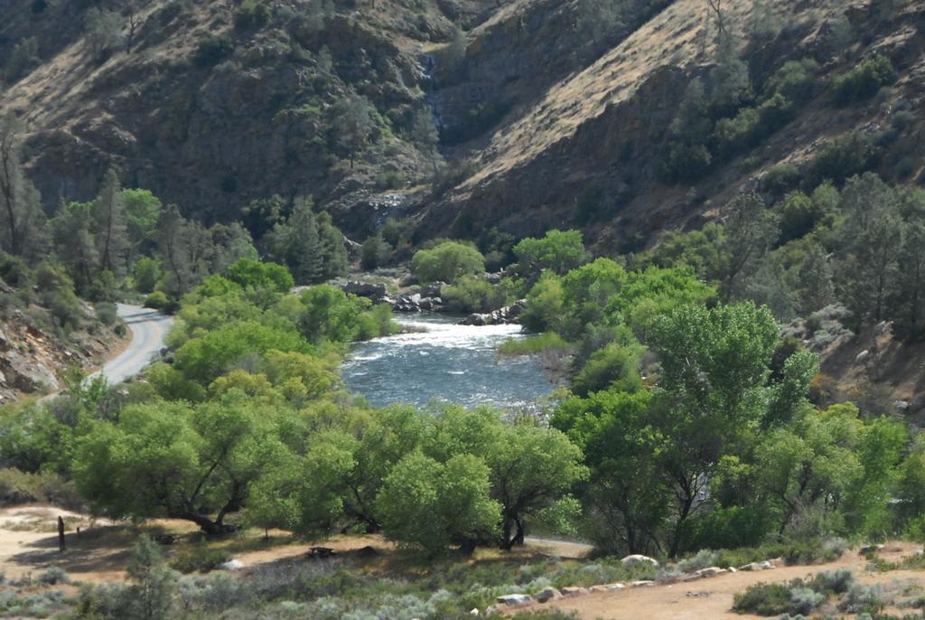 Corral Creek Lodge *